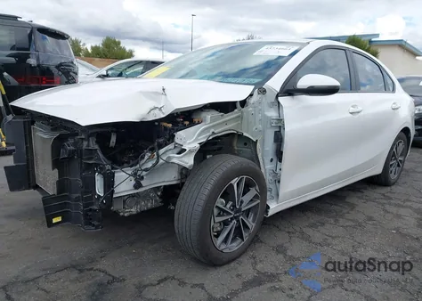 2023 Kia Forte Lxs from USA, damaged, VIN 3KPF24AD5PE656144